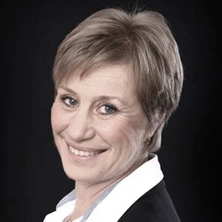 EVA MÖLLER