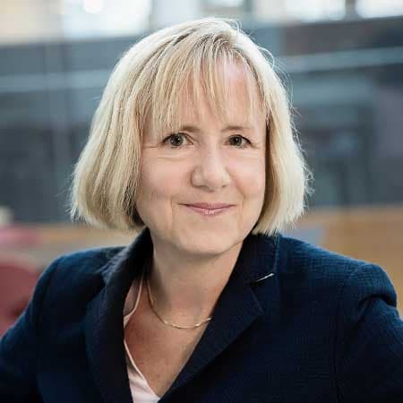 Christina-Berggren-1J3B3090-1440x1700